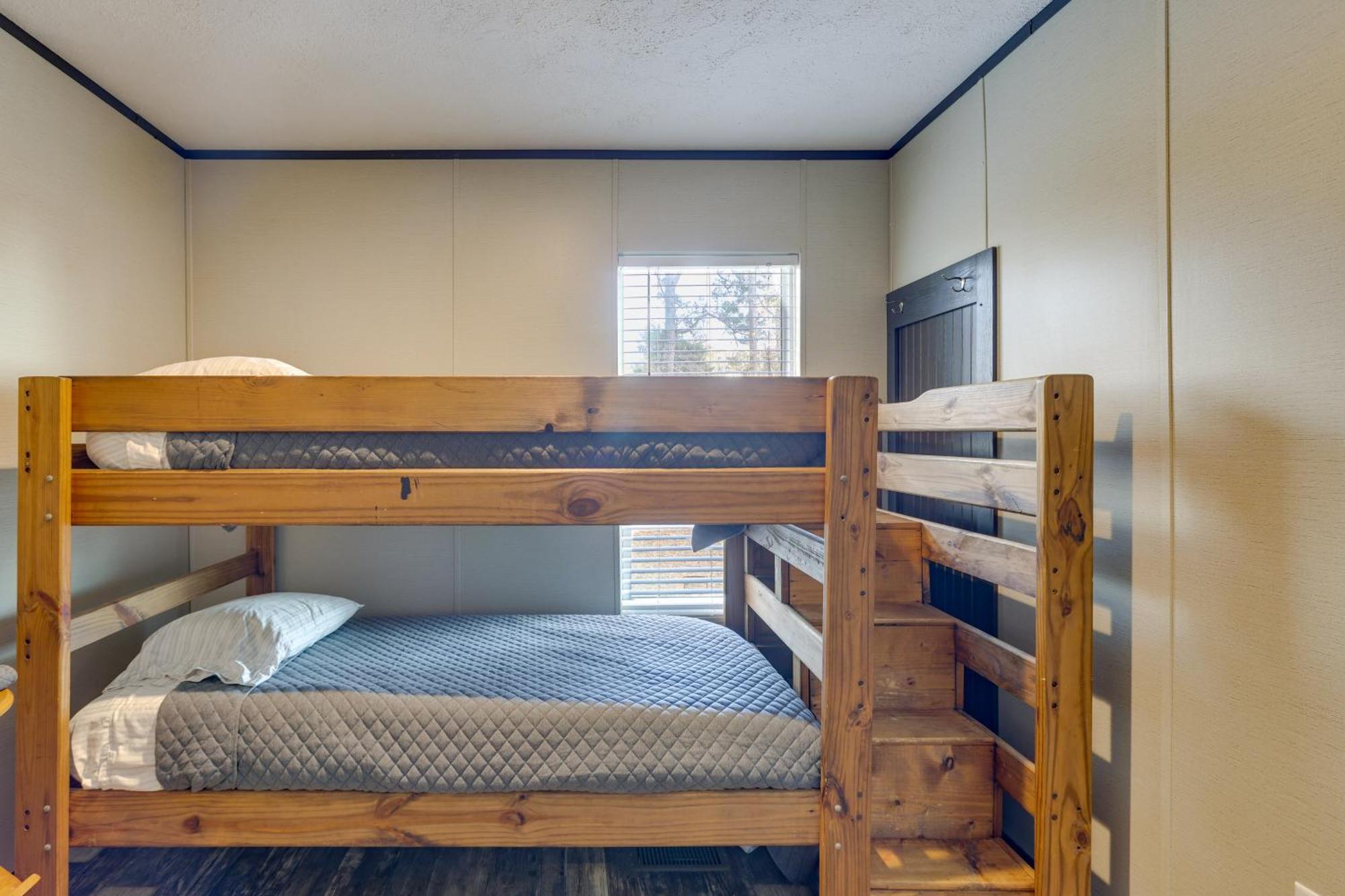 Lakefront Wetumpka Escape With Furnished Deck! 外观 照片