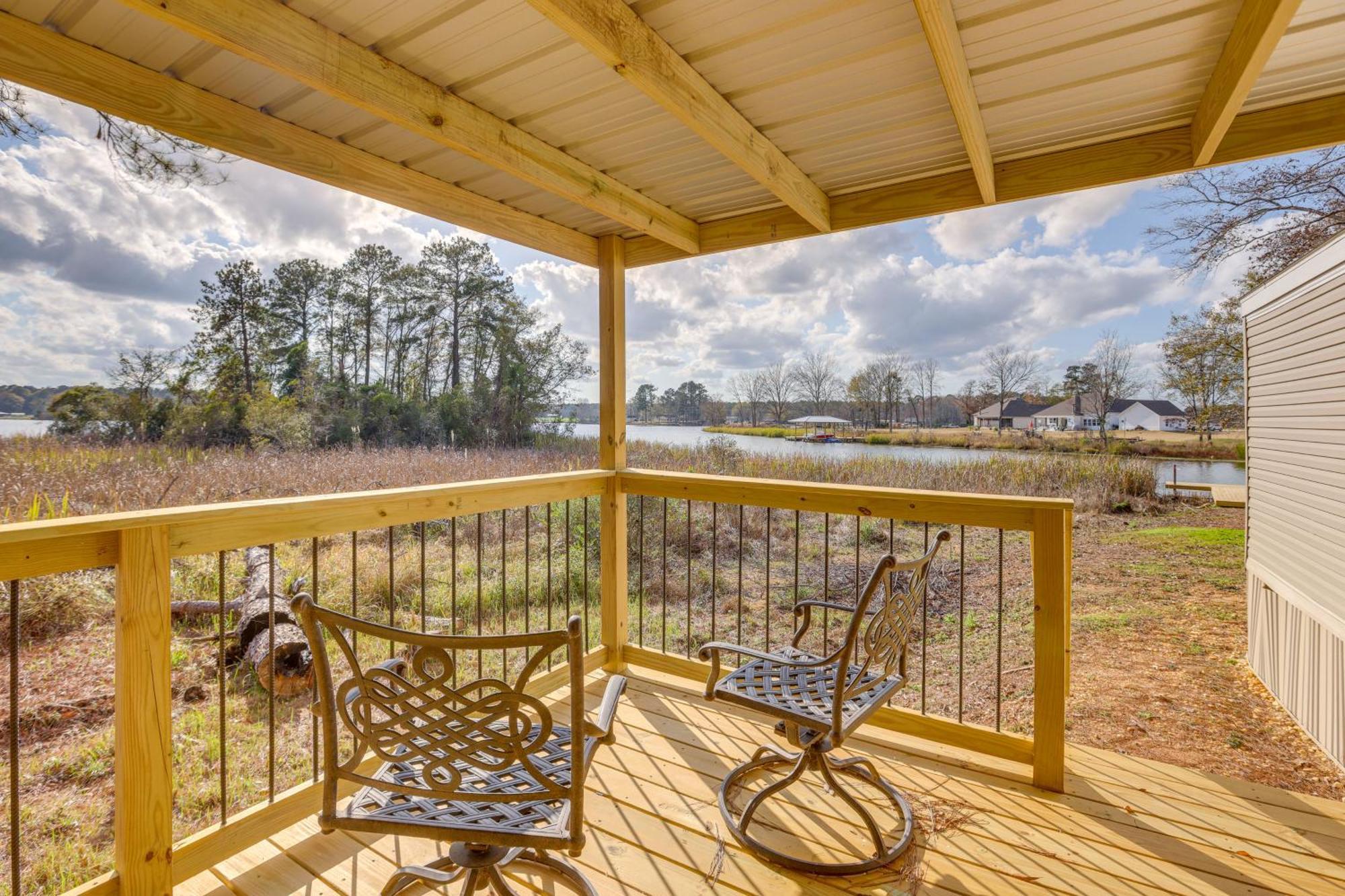 Lakefront Wetumpka Escape With Furnished Deck! 外观 照片